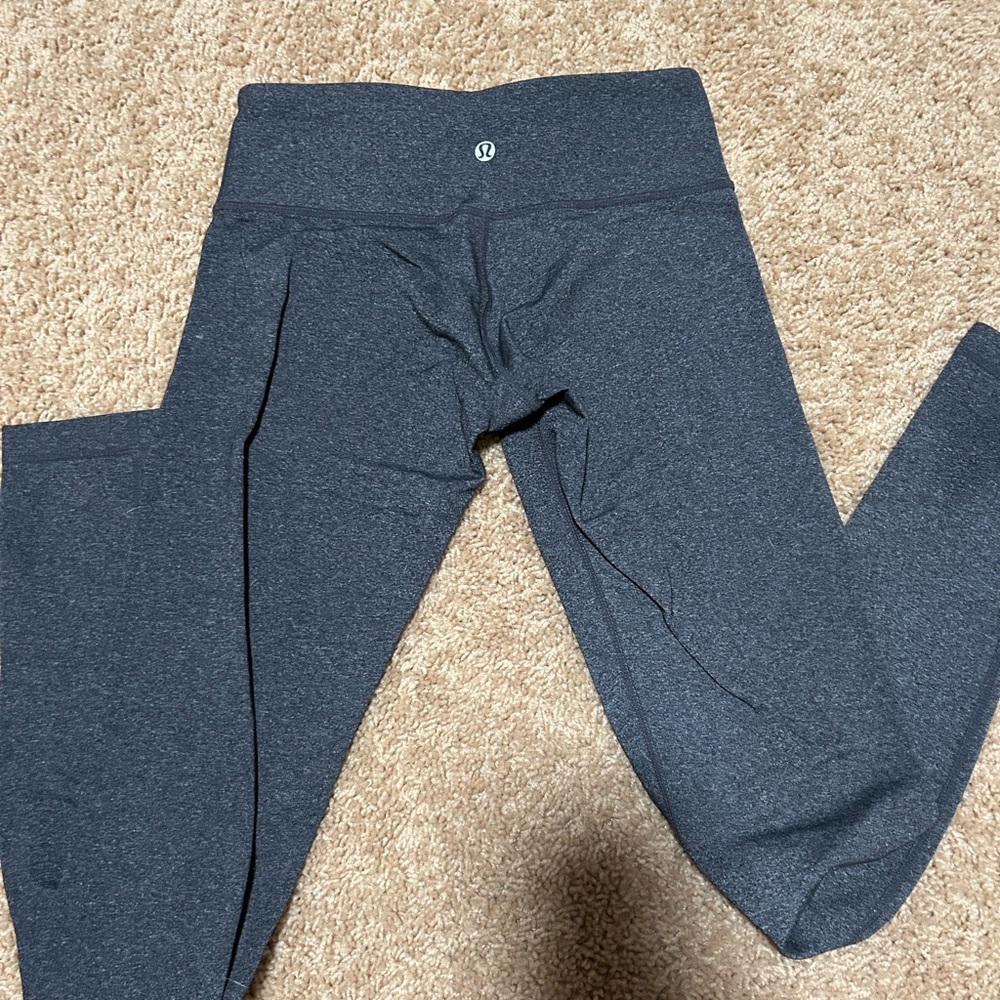 grey lululemon leggings!